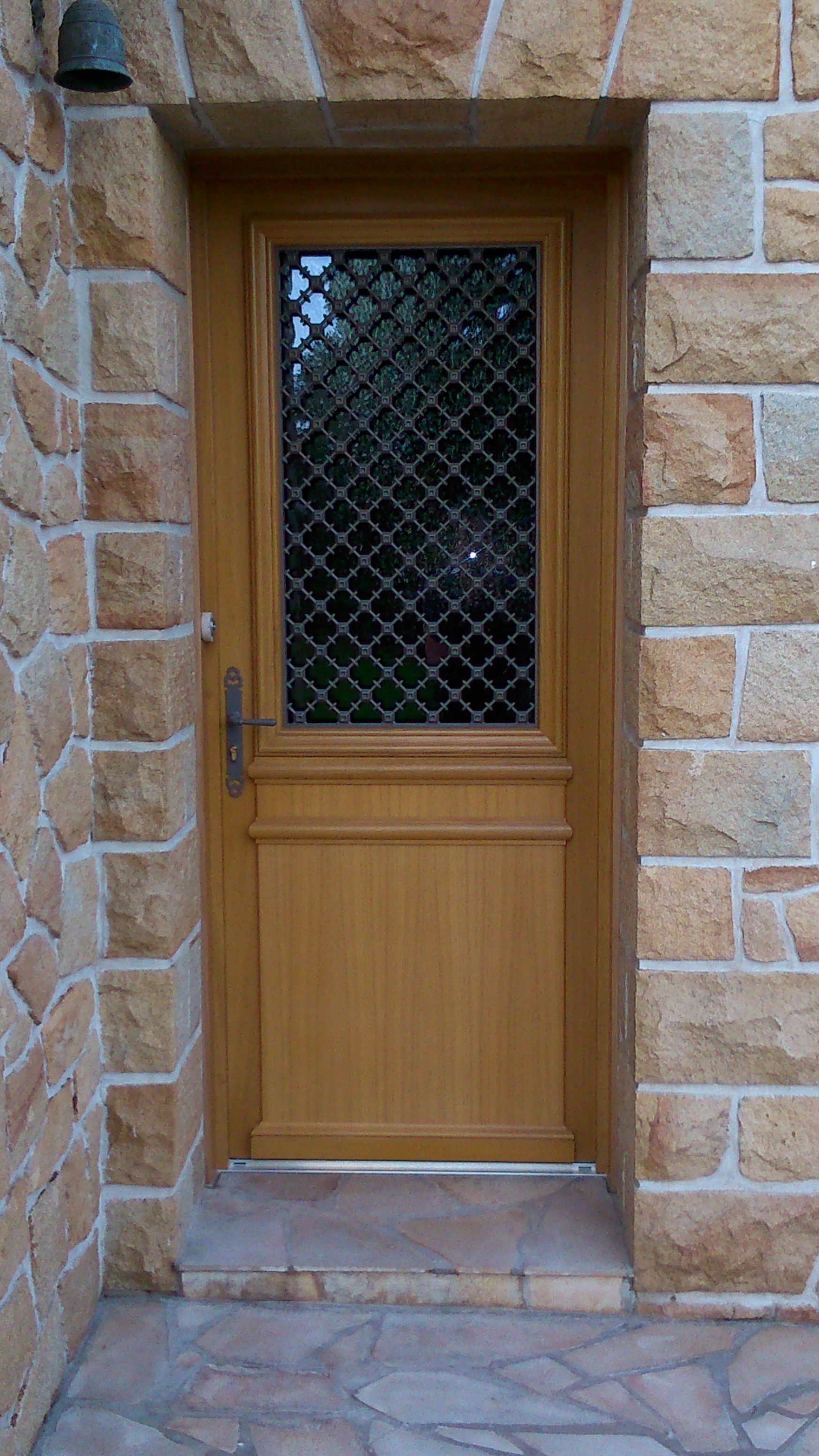 Brault Novalu Menuiserie Interieur Et Exterieur En Mayenne Porte D Entree En Bois BOITTIN