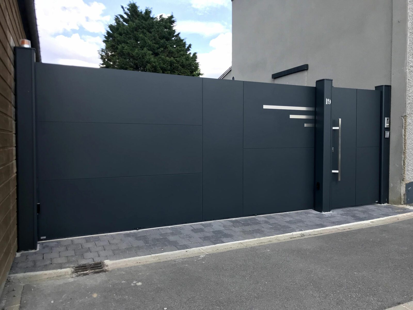 Brault Novalu Menuiserie Interieur Et Exterieur En Mayenne Portail Aluminium Coulissantt Architecte Esus Kostum 2