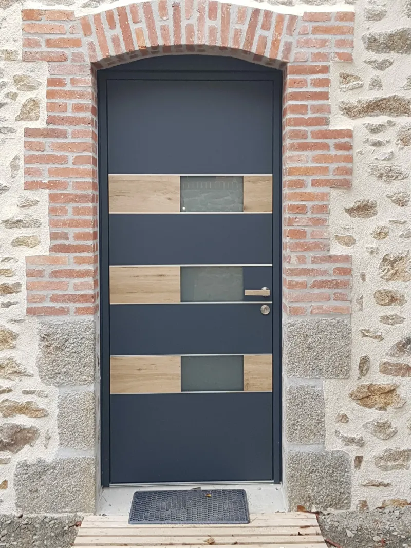 Brault Novalu Menuiserie Interieur Et Exterieur En Mayenne Portes Dentrees